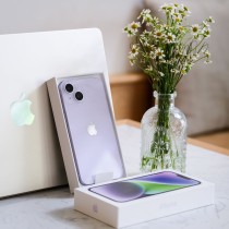 Смартфон Apple B (демо) Смартфон Apple B (демо)